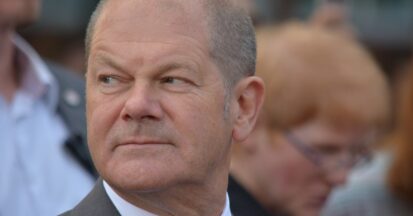 Close up of Olaf Scholz