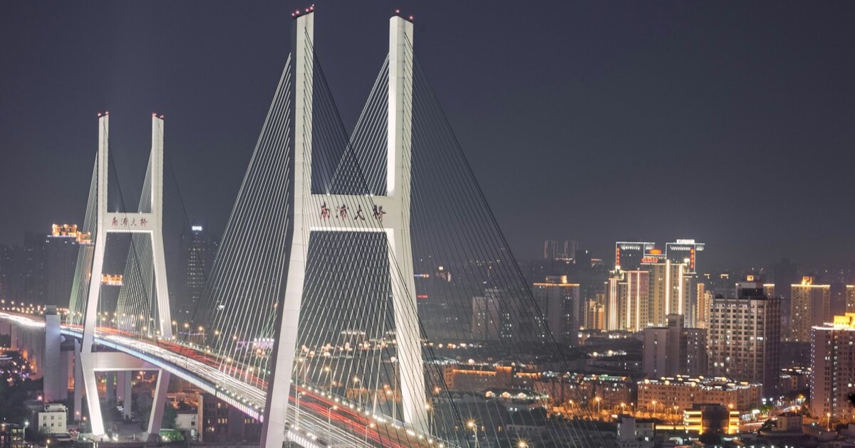 A Tale of American Lawyers and Chinese Engineers